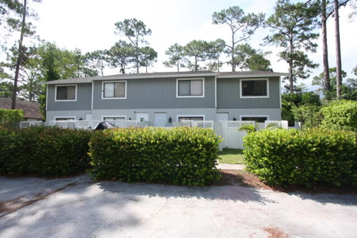 1141 Goldenrod Rd, Wellington: photo 1 of 36