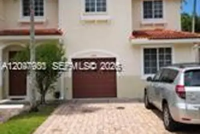 21113 NW 14th Pl #3, Miami Gardens: photo 1 of 1