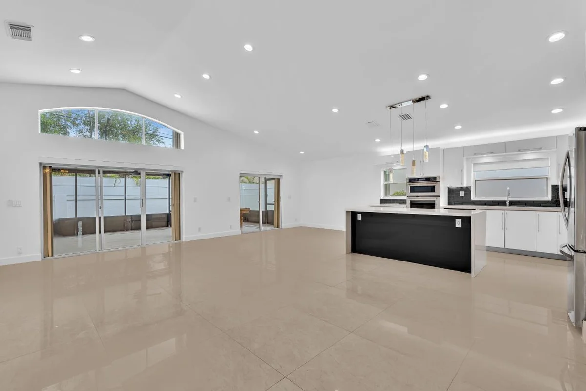 3307 SW 49th St, Hollywood: photo 1 of 62