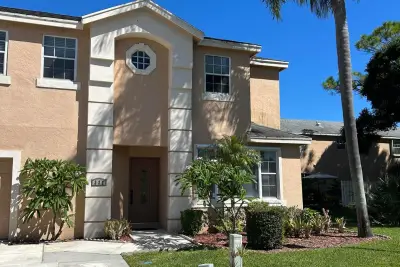 331 Oak Crest Ter, Jupiter: photo 1 of 20