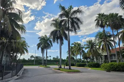 1204 Belmont Pl, Boynton Beach: photo 1 of 37