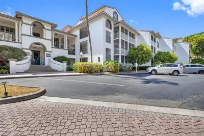 17900 NE 31st Ct #1119, Aventura: photo 1 of 32