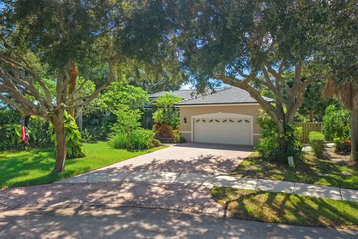 4560 S Barwick Ranch Cir, Delray Beach: photo 1 of 42