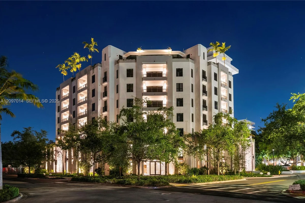 701 Valencia Ave #301, Coral Gables: photo 1 of 47