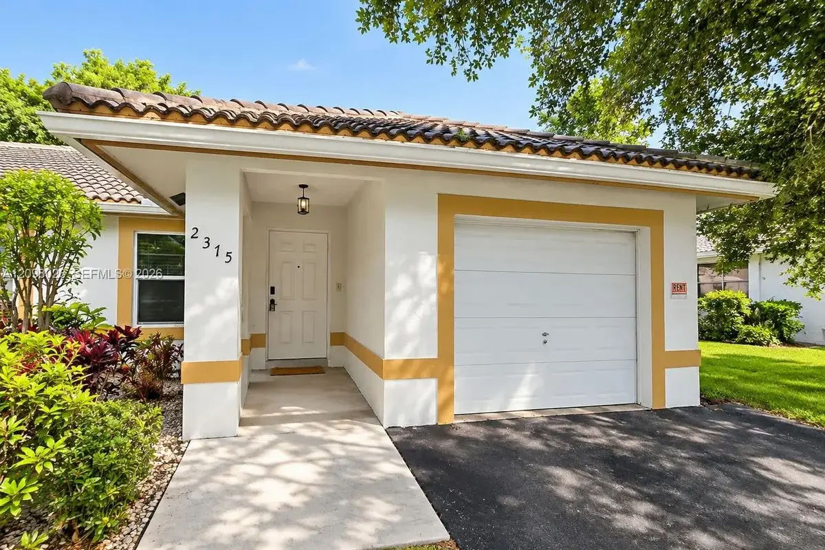 2375 NW 123rd Ave, Coral Springs: photo 1 of 16