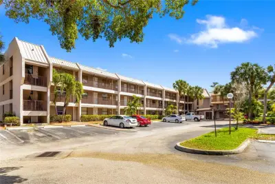 8751 Shadow Wood Blvd #102, Coral Springs: photo 1 of 44