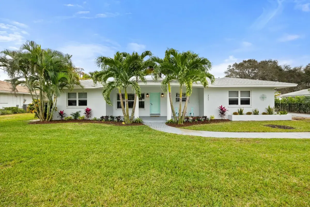 337 Fairway N, Tequesta: photo 1 of 21