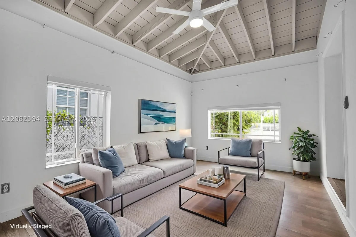 20 NW 45th St #1, Miami: photo 1 of 51