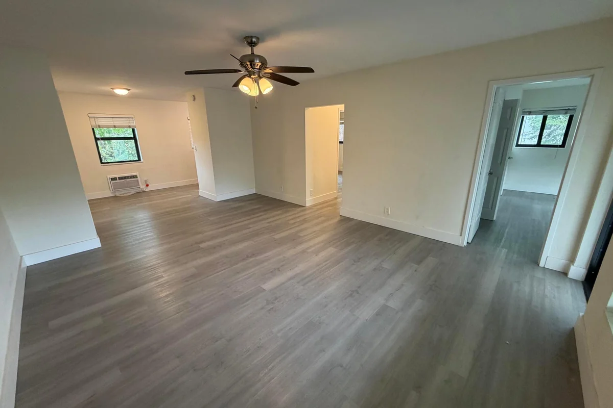 2255 NE 51st St #B1, Fort Lauderdale: photo 1 of 19