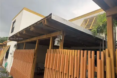 13185 SW 9th Ln, Miami: photo 1 of 14