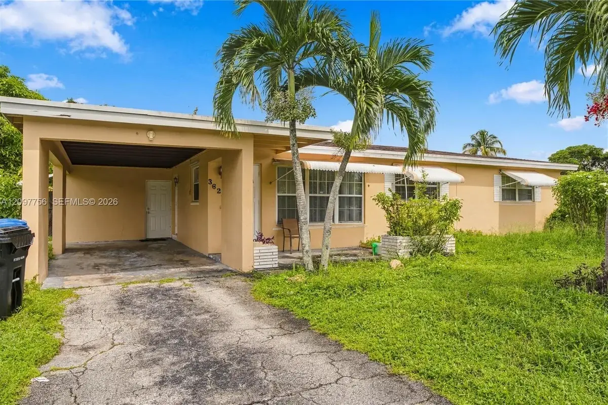 3621 SW 3rd St, Fort Lauderdale: photo 1 of 44