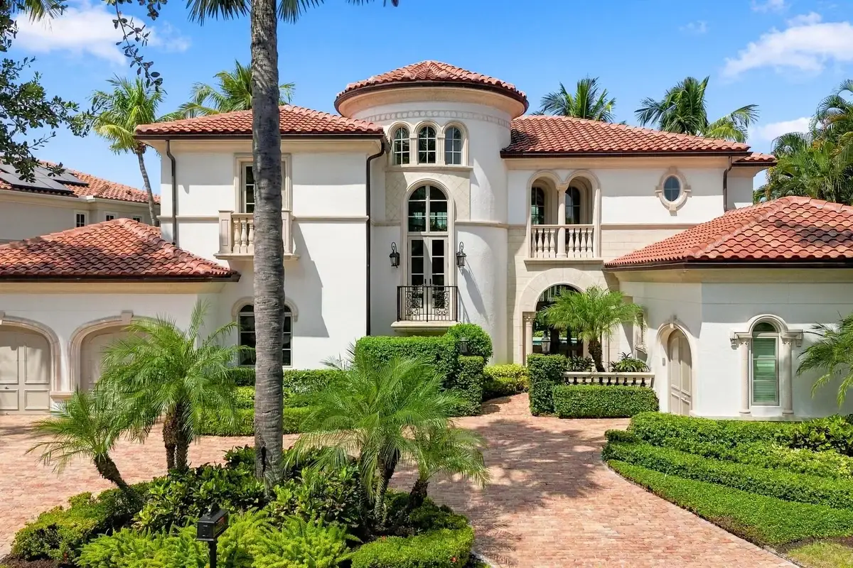 753 Harbour Isle Pl, North Palm Beach: photo 1 of 59