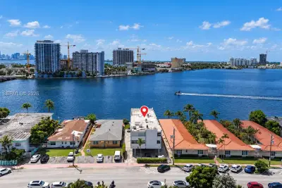 2150 Bay Dr #6, Miami Beach: photo 1 of 36