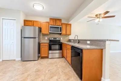 2109 SE 3rd St #B, Boynton Beach: photo 1 of 19