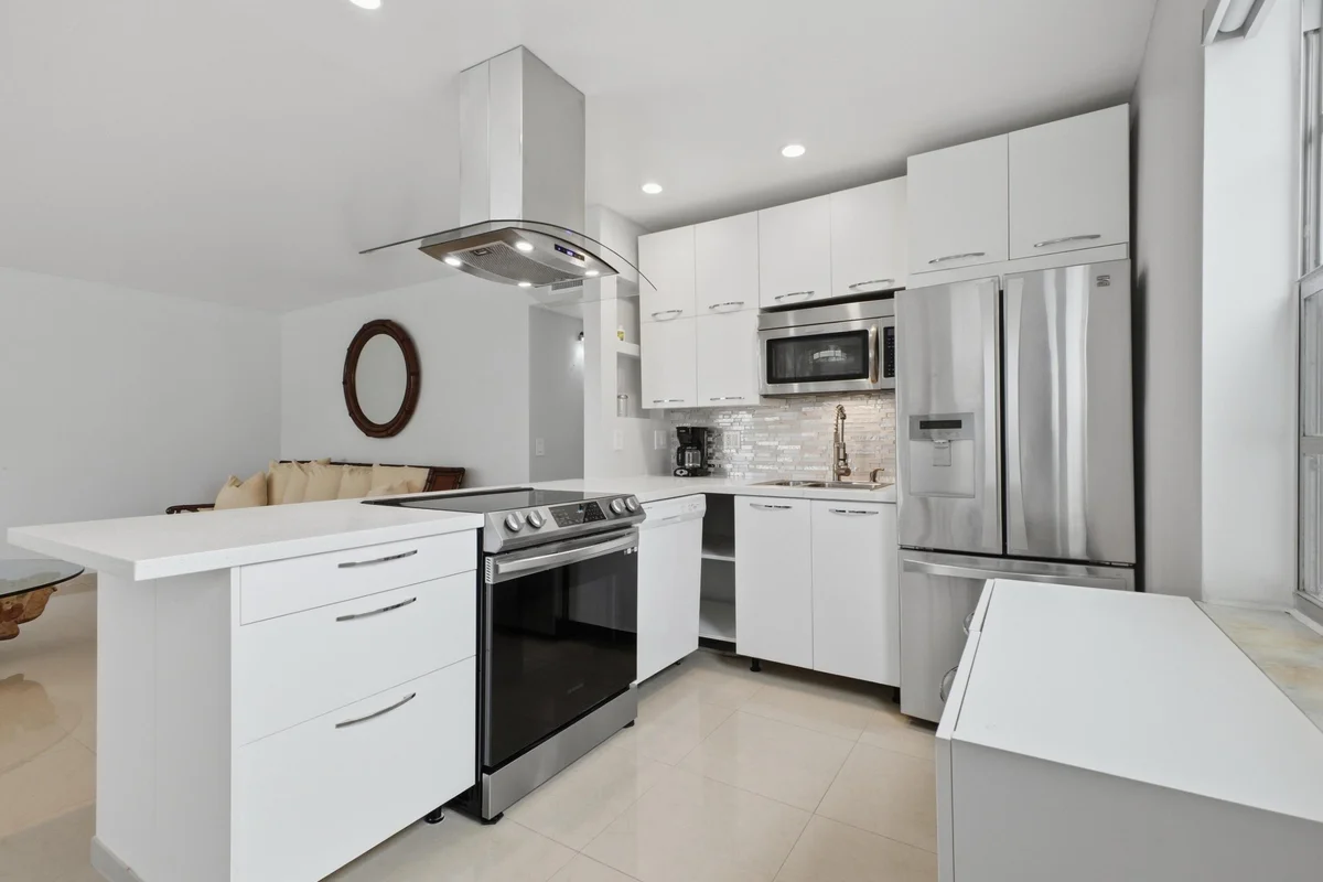 471 Capri J, Delray Beach: photo 1 of 63