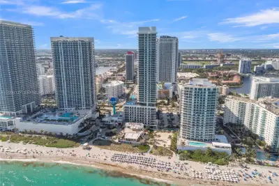 4111 S Ocean Dr #1507, Hollywood: photo 1 of 50