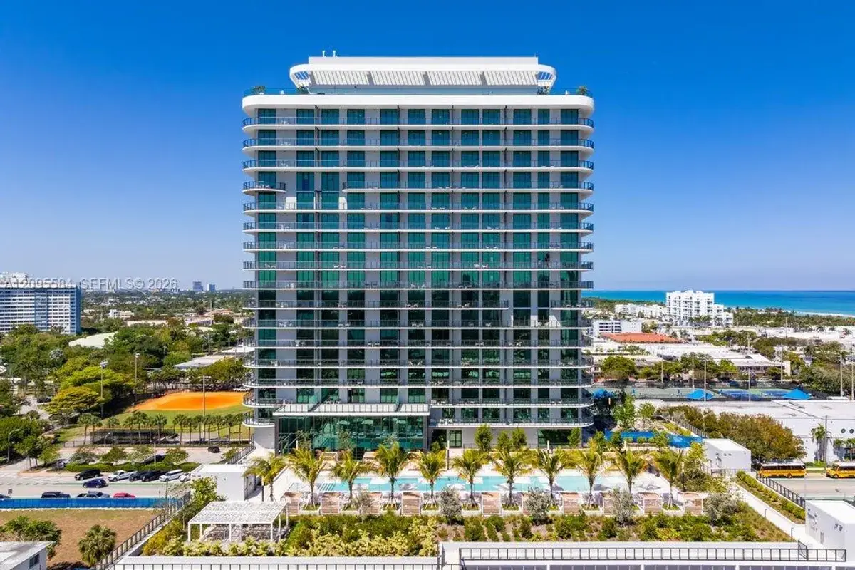 580 72nd St #1608, Miami Beach: photo 1 of 18