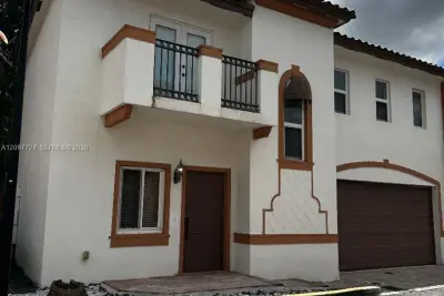 5988 SW 8th St #1, West Miami: photo 1 of 23