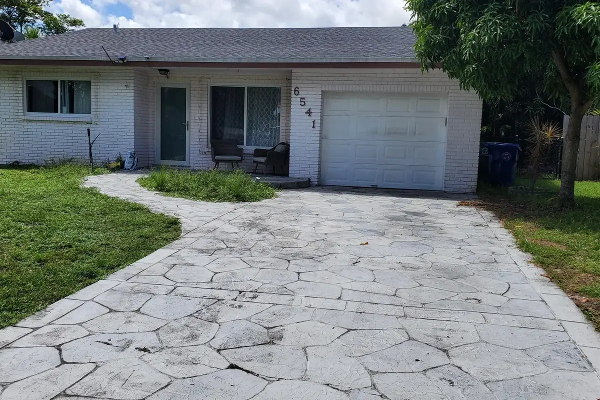 6541 NW 33rd Way, Fort Lauderdale: photo 1 of 29