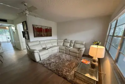1301 SW 134th Way #208B, Pembroke Pines: photo 1 of 21