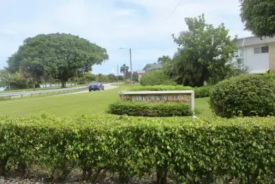 2440 Lake Osborne Dr #105, Lake Worth Beach: photo 1 of 37