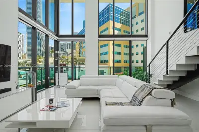 350 S Miami Ave #301, Miami: photo 1 of 32