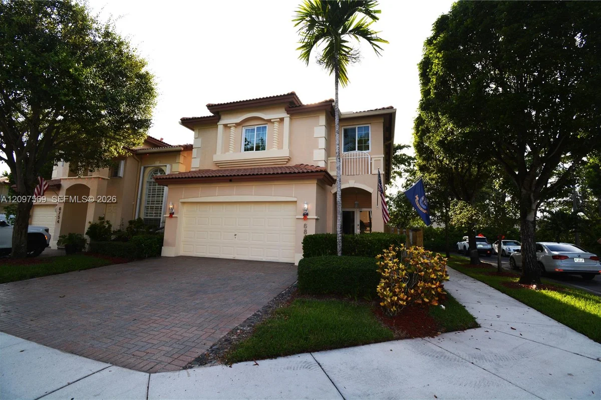 6804 NW 116th Ct, Doral: photo 1 of 24