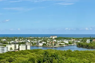 450 N Federal Hwy #1114, Boynton Beach: photo 1 of 22