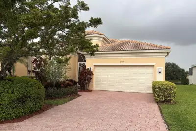 15869 Vivanco St, Delray Beach: photo 1 of 21