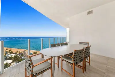 525 N Fort Lauderdale Beach Blvd #1504, Fort Lauderdale: photo 1 of 44
