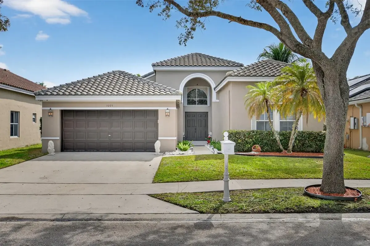 1005 Cedar Falls Dr, Weston: photo 1 of 29
