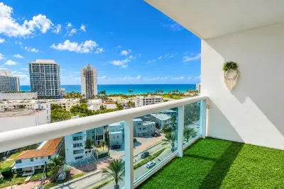 6770 Indian Creek Dr #8R, Miami Beach: photo 1 of 46