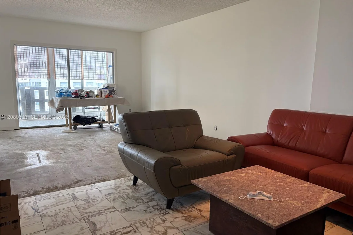 4330 Hillcrest Dr #816, Hollywood: photo 1 of 29