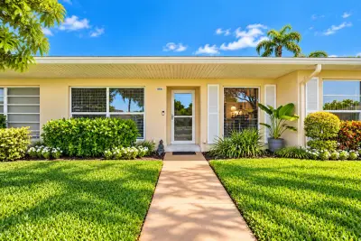 8900 Warwick Dr, Boca Raton: photo 1 of 49
