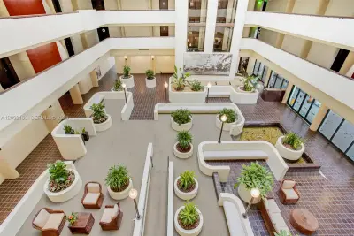 600 Biltmore Way #306, Coral Gables: photo 1 of 20