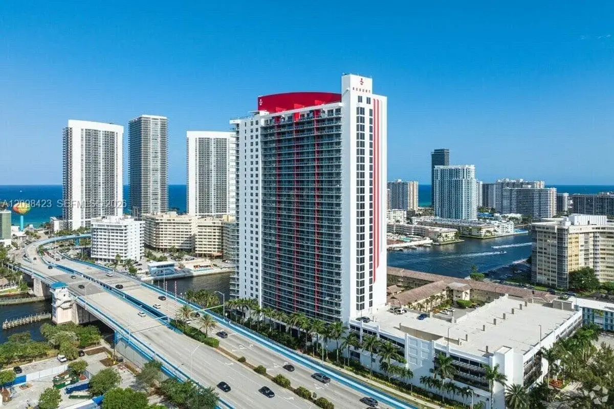2602 E Hallandale Beach Blvd #R2203, Hallandale Beach: photo 1 of 25