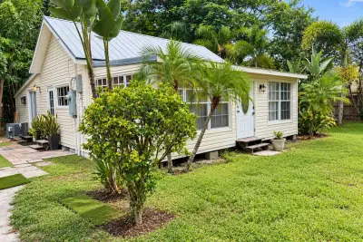 151 Temple Dr, Loxahatchee Groves: photo 1 of 14