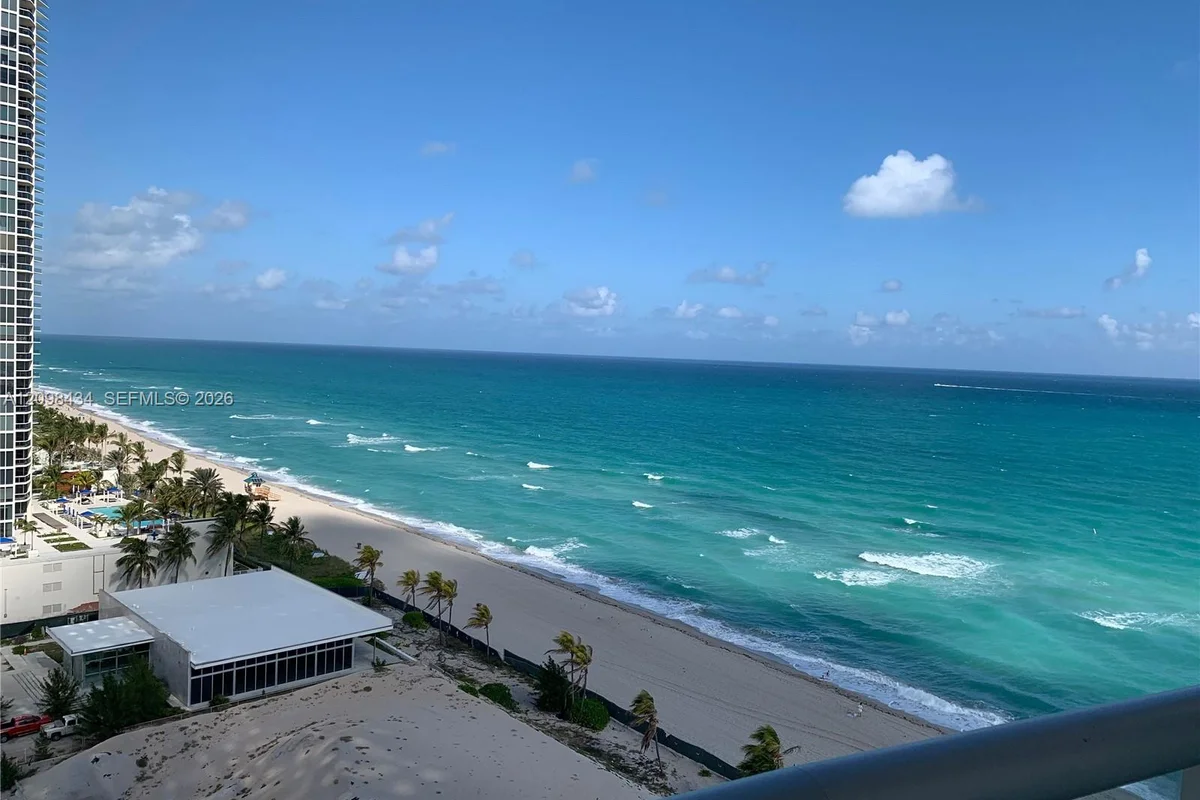 18683 Collins Ave #1605, Sunny Isles Beach: photo 1 of 25