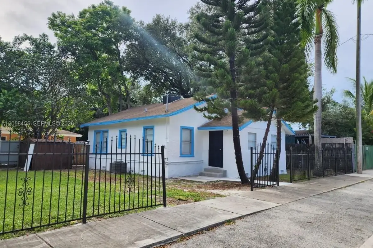 5606 NW 8th Ave, Miami: photo 1 of 7