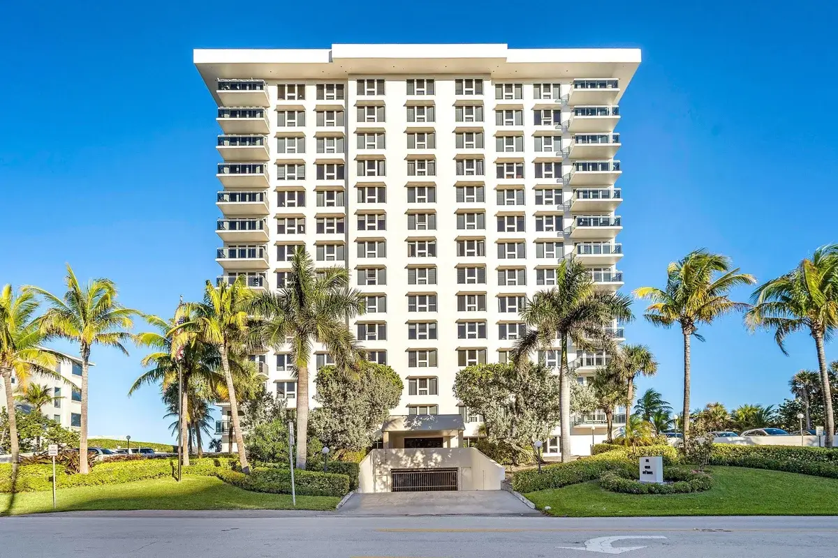 2066 N Ocean Blvd #4nw, Boca Raton: photo 1 of 37