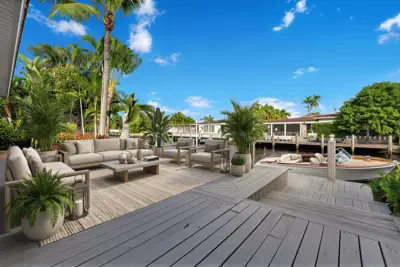 2142 NE 17th Ave, Wilton Manors: photo 1 of 35