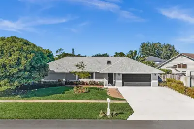 1021 Cherry Ln, Wellington: photo 1 of 70