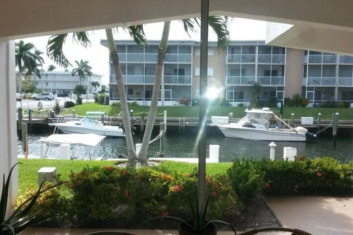 110 Shore Ct #111b, North Palm Beach: photo 1 of 5