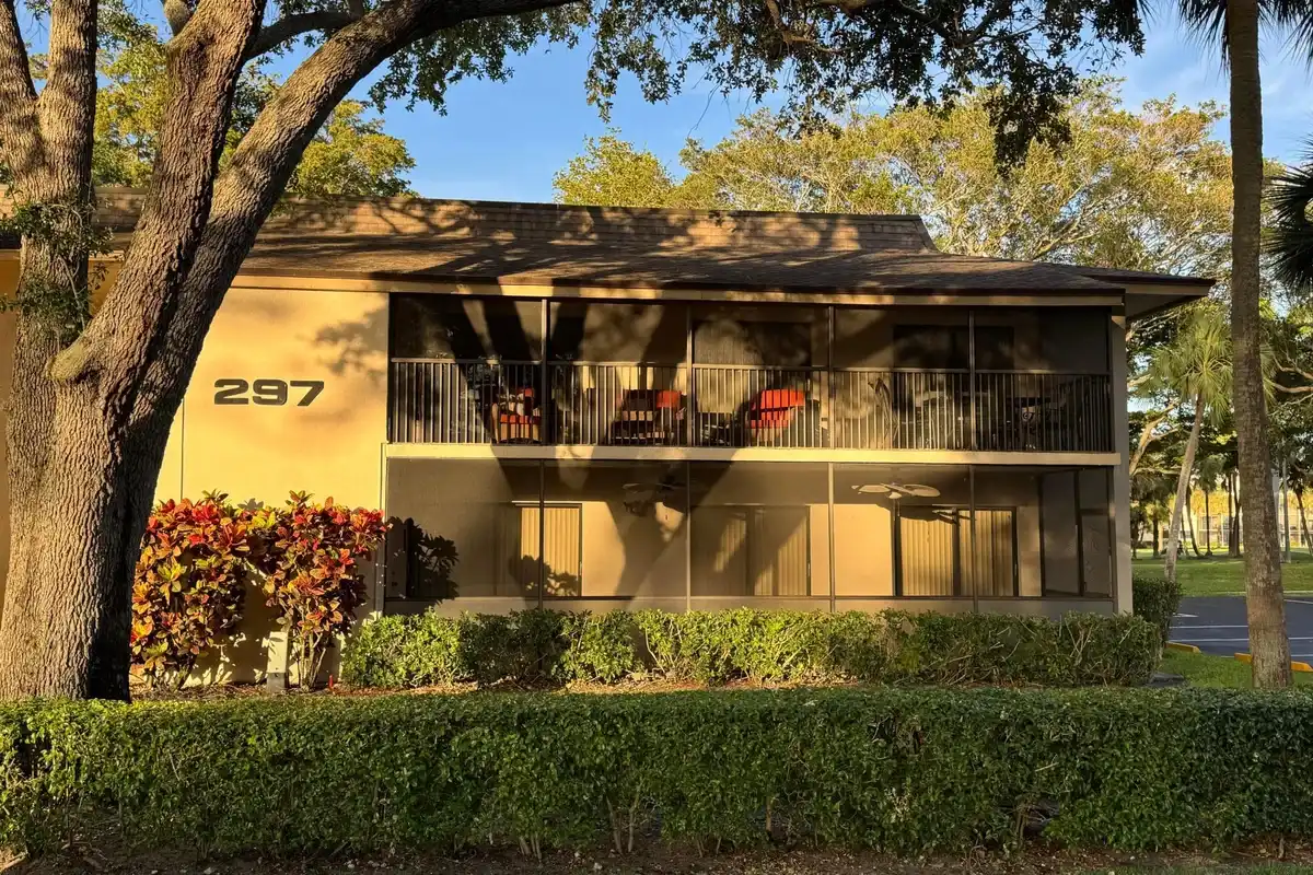 297 Deer Creek Blvd #1305, Deerfield Beach: photo 1 of 57