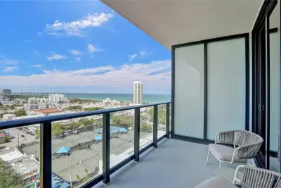 580 72nd St #905, Miami Beach: photo 1 of 12