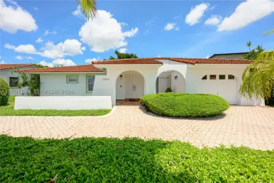 12505 SW 22nd Ter, Miami: photo 1 of 31