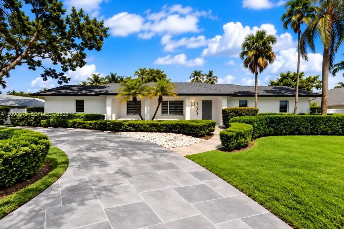 7605 SW 179th Ter, Palmetto Bay: photo 1 of 49