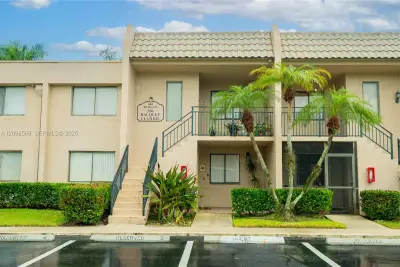 350 Racquet Club Rd #102, Weston: photo 1 of 31