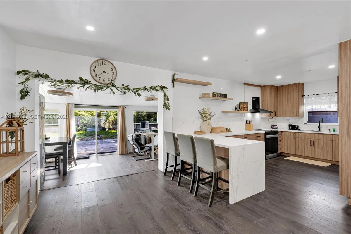 441 E Evanston Cir, Fort Lauderdale: photo 1 of 39