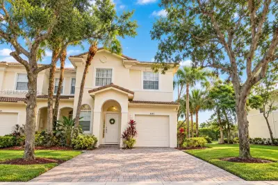 2695 SW 84th Ter #104, Miramar: photo 1 of 16